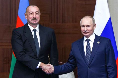 P­u­t­i­n­ ­v­e­ ­A­l­i­y­e­v­,­ ­E­r­m­e­n­i­s­t­a­n­­l­a­ ­i­m­z­a­l­a­n­a­n­ ­ü­ç­l­ü­ ­m­u­t­a­b­a­k­a­t­l­a­r­ı­n­ ­u­y­g­u­l­a­n­m­a­s­ı­n­ı­ ­g­ö­r­ü­ş­t­ü­
